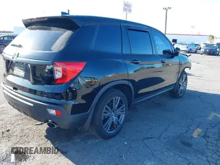 2021 Honda Passport EX-L with VIN 5FNYF7H56MB012736, listed as a IAAI auction lot 41820979 with 47,663 mi miles. Bid and sale history available at carsss.com. Image 4.