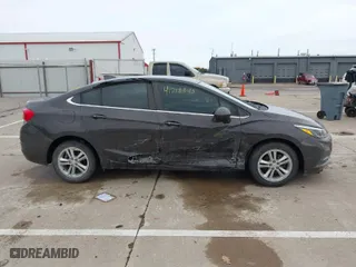 2017 Chevrolet Cruze LT with VIN 1G1BE5SM8H7174627, listed as a IAAI auction lot 41718340 with 141,720 mi miles. Bid and sale history available at carsss.com. Image 13.