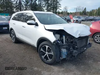 2018 Kia Sorento EX with VIN 5XYPHDA53JG384120, listed as a IAAI auction lot 41657786 with 102,652 mi miles and . Bid and sale history available at carsss.com. Image 1.