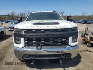 2021 Chevrolet Silverado 3500HD Work Truck with VIN 1GC4YSE73MF104450, listed as a Copart auction lot 54044285 with 38,651 mi miles and Salvage title. Bid and sale history available at DreamBid. Image 5.