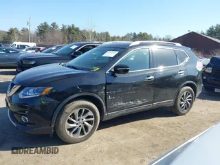 2015 Nissan Rogue SL with VIN 5N1AT2MV5FC851582, listed as a IAAI auction lot 41752765 with 180,654 mi miles. Bid and sale history available at carsss.com. Image 14.