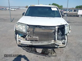 2011 Honda Pilot LX with VIN 5FNYF4H21BB094179, listed as a IAAI auction lot 42012733 with 183,546 mi miles. Bid and sale history available at carsss.com. Image 6.