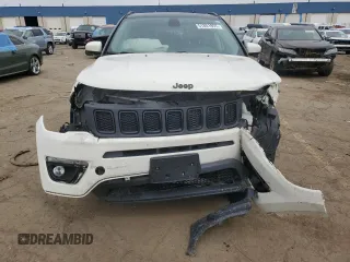 2019 Jeep Compass Altitude with VIN 3C4NJCBB4KT618673, listed as a Copart auction lot 51801955 with 104,784 mi miles and Salvage title. Bid and sale history available at DreamBid. Image 5.