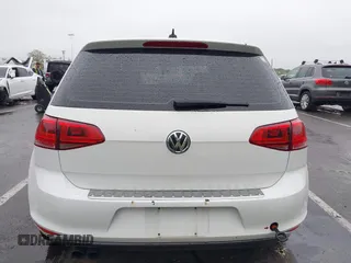2017 Volkswagen Golf S z VIN 3VW217AU9HM026151, wystawiony jako IAAI lot #42217694 z przebiegiem 284 794 mil mil oraz . Historia ofert i sprzedaży dostępna na DreamBid. Obrazek 16.