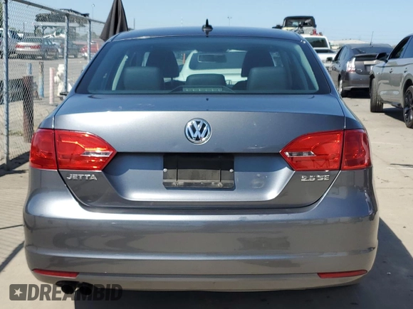 2011 Volkswagen Jetta Sedan SE w/Convenience & Sunroof PZEV with VIN 3VWDZ7AJ6BM120423, listed as a Copart auction lot 53132545 with 87,037 mi miles and Salvage Title. Bid and sale history available at carsss.com. Image 6.
