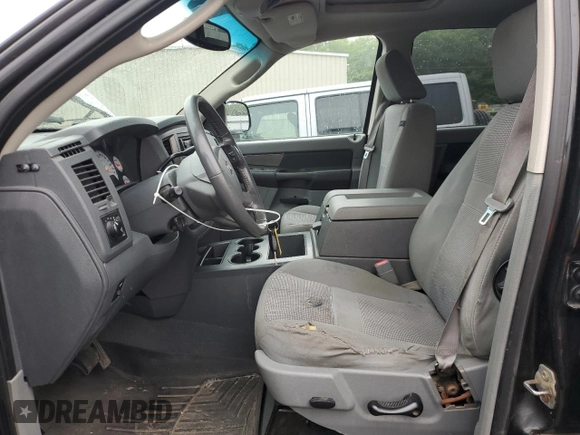 2008 Dodge 1500 SLT z VIN 1D7HU18218S501360, wystawiony jako Copart lot #61376315 z przebiegiem 164 766 mil mil oraz Czysty tytuł • Clean title. Historia ofert i sprzedaży dostępna na DreamBid. Obrazek 7.