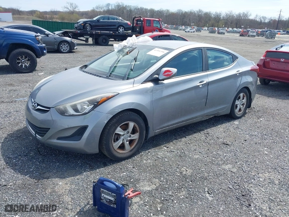 2015 Hyundai Elantra Limited with VIN KMHDH4AE2FU329517, listed as a IAAI auction lot 41951396 with 193,600 mi miles. Bid and sale history available at carsss.com. Image 2.