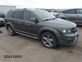 2016 Dodge Journey Crossroad Plus z VIN 3C4PDCGB8GT195371, wystawiony jako IAAI lot #42144318 z przebiegiem 180 545 mil mil oraz . Historia ofert i sprzedaży dostępna na DreamBid. Obrazek 1.