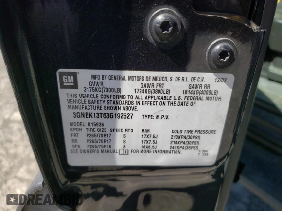 2003 Chevrolet Avalanche z VIN 3GNEK13T63G192527, wystawiony jako Copart lot #54837845 z przebiegiem 220 953 mil mil oraz Szkoda całkowita • Salvage title. Historia ofert i sprzedaży dostępna na DreamBid. Obrazek 12.