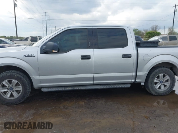 2015 Ford F-150 XLT with VIN 1FTEW1C8XFFD08150, listed as a IAAI auction lot 41645386 with 170,276 mi miles and . Bid and sale history available at carsss.com. Image 13.