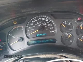 2004 GMC Sierra 2500HD with VIN 1GTHK23194F136501, listed as a IAAI auction lot 42204491 with 226,947 mi miles and . Bid and sale history available at DreamBid. Image 7.