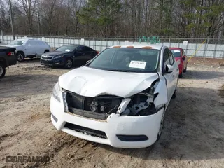 2015 Nissan Sentra SV with VIN 3N1AB7AP1FY340326, listed as a IAAI auction lot 41770387 with 200,139 mi miles. Bid and sale history available at carsss.com. Image 6.
