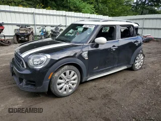 2020 MINI Countryman Cooper S with VIN WMZYX1C06L3L48761, listed as a Copart auction lot 68270454 with 23,940 mi miles and Salvage Title. Bid and sale history available at carsss.com. Image 1.