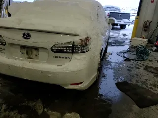 2010 Lexus HS 250h z VIN JTHBB1BA5A2023650, wystawiony jako Copart lot #87910785 z przebiegiem 260 834 mil mil oraz Szkoda całkowita • Salvage title. Historia ofert i sprzedaży dostępna na DreamBid. Obrazek 10.