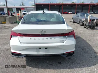 2021 Hyundai Elantra Limited z VIN 5NPLP4AG0MH017241, wystawiony jako IAAI lot #42316681 z przebiegiem 21 902 mil mil oraz . Historia ofert i sprzedaży dostępna na DreamBid. Obrazek 17.