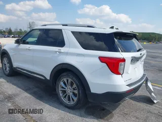 2023 Ford Explorer Limited with VIN 1FMSK7FH2PGB17892, listed as a IAAI auction lot 42059353 with 40,526 mi miles. Bid and sale history available at carsss.com. Image 3.