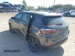 2018 Jeep Compass Sport with VIN 3C4NJCAB9JT133381, listed as a IAAI auction lot 41720816 with 26,584 mi miles. Bid and sale history available at carsss.com. Image 3.