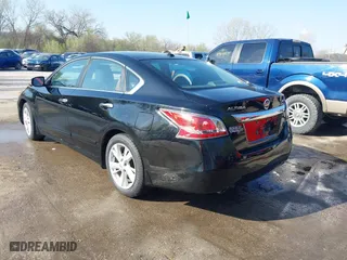 2015 Nissan Altima 2.5 S with VIN 1N4AL3AP6FC597080, listed as a IAAI auction lot 41961345 with 161,016 mi miles. Bid and sale history available at carsss.com. Image 3.