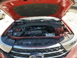 2024 Ford Explorer XLT z VIN 1FMSK7DH6RGA83445, wystawiony jako Copart lot #53043235 z przebiegiem 14 193 mil mil oraz Szkoda całkowita • Salvage title. Historia ofert i sprzedaży dostępna na DreamBid. Obrazek 12.