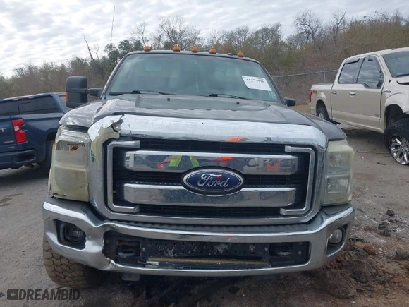 2011 Ford Super Duty F-250 SRW XL with VIN 1FT7W2BT5BEA07130, listed as a IAAI auction lot 41277990 with 224,341 mi miles. Bid and sale history available at carsss.com. Image 12.