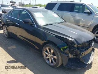 2016 Cadillac ATS Standard AWD z VIN 1G6AG5RX8G0171783, wystawiony jako IAAI lot #42006255 z przebiegiem 63 629 mil mil oraz . Historia ofert i sprzedaży dostępna na DreamBid. Obrazek 1.