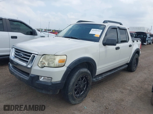 2008 Ford Explorer Sport Trac XLT with VIN 1FMEU31E28UB16354, listed as a IAAI auction lot 42216513 with 221,556 mi miles and . Bid and sale history available at DreamBid. Image 2.