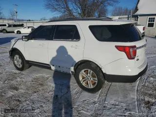 2017 Ford Explorer XLT with VIN 1FM5K8DHXHGC10974, listed as a Copart auction lot 41682735 with 99,175 mi miles and Salvage Title. Bid and sale history available at carsss.com. Image 2.
