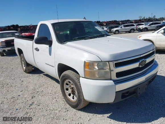 2007 Chevrolet Silverado 1500 LT w/1LT with VIN 1GCEC14027Z557284, listed as a IAAI auction lot 41792086 with 295,377 mi miles. Bid and sale history available at carsss.com. Image 1.