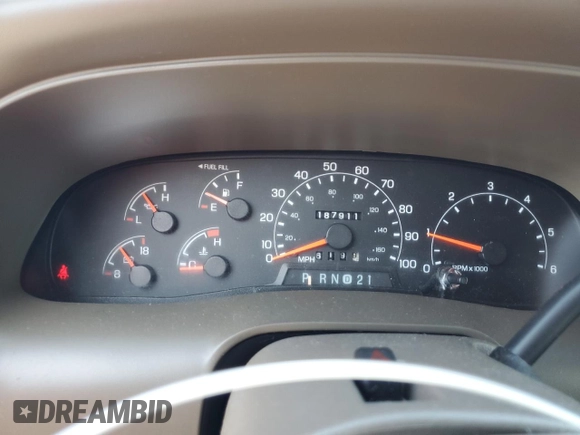 2001 Ford Excursion Limited z VIN 1FMNU42S61EB75207, wystawiony jako Copart lot #54354315 z przebiegiem 187 911 mil mil oraz Szkoda całkowita • Salvage title. Historia ofert i sprzedaży dostępna na DreamBid. Obrazek 9.