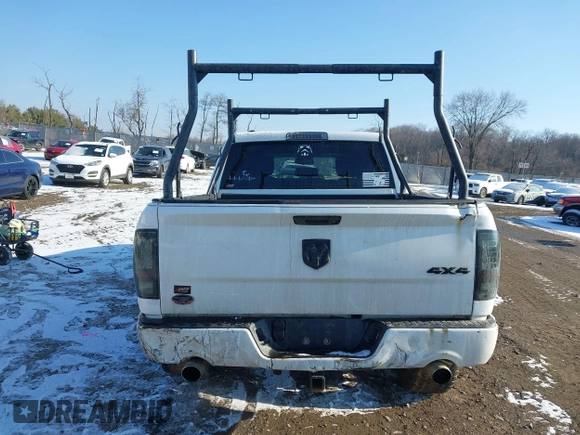 2014 Ram 1500 Express z VIN 1C6RR7KT5ES225661, wystawiony jako IAAI lot #41363288 z przebiegiem 147 841 mil mil oraz . Historia ofert i sprzedaży dostępna na DreamBid. Obrazek 16.