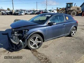 2013 Volvo C30 T5 with VIN YV1672MK9D2303456, listed as a Copart auction lot 85123614 with 138,807 mi miles and Salvage Title. Bid and sale history available at DreamBid. Image 1.