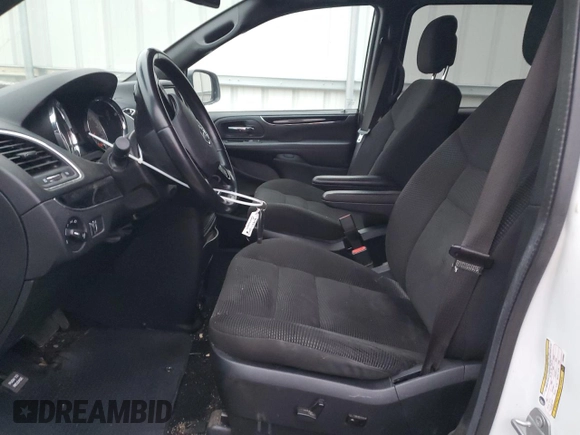 2020 Dodge Grand Caravan SE with VIN 2C4RDGBG3LR259087, listed as a Copart auction lot 83039144 with Not Provided miles and Salvage Title. Bid and sale history available at DreamBid. Image 7.