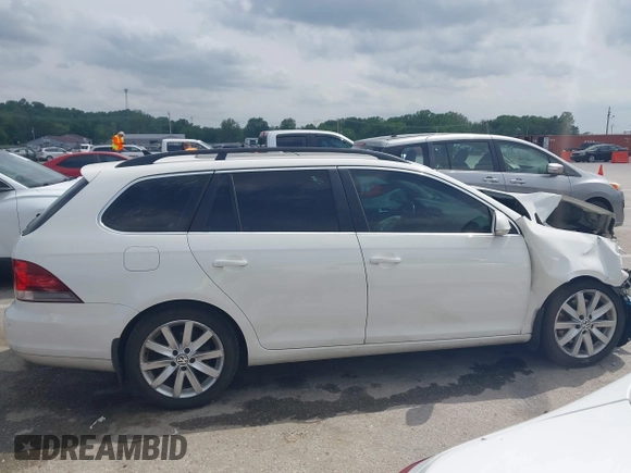 2013 Volkswagen Jetta TDI with VIN 3VWPL7AJ0DM664563, listed as a IAAI auction lot 42271539 with 122,035 mi miles and . Bid and sale history available at DreamBid. Image 14.