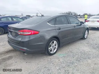 2018 Ford Fusion SE with VIN 3FA6P0HD5JR200165, listed as a IAAI auction lot 41492890 with 90,312 mi miles. Bid and sale history available at carsss.com. Image 4.