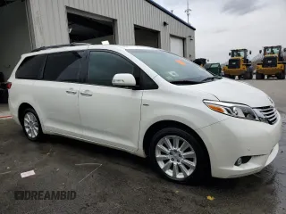 2016 Toyota Sienna Ltd with VIN 5TDDK3DC1GS133746, listed as a Copart auction lot 49000155 with 71,991 mi miles and Clean Title. Bid and sale history available at carsss.com. Image 4.