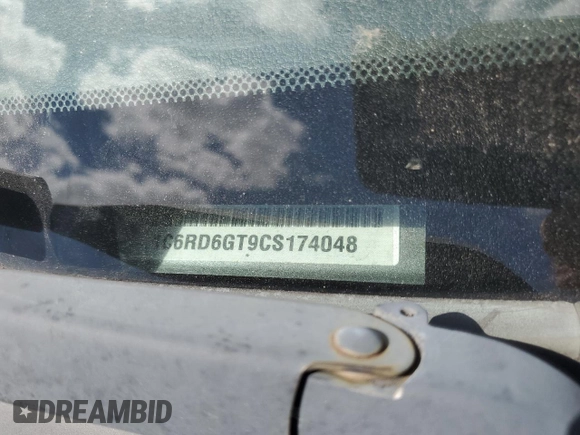 2012 Ram 1500 Big Horn z VIN 1C6RD6GT9CS174048, wystawiony jako Copart lot #53808505 z przebiegiem 229 756 mil mil oraz Szkoda całkowita • Salvage title. Historia ofert i sprzedaży dostępna na DreamBid. Obrazek 12.