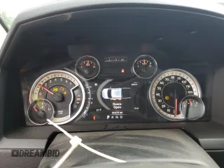 2014 Ram 1500 Sport z VIN 1C6RR7HT4ES175696, wystawiony jako Copart lot #58029595 z przebiegiem 244 419 mil mil oraz Czysty tytuł • Clean title. Historia ofert i sprzedaży dostępna na DreamBid. Obrazek 9.