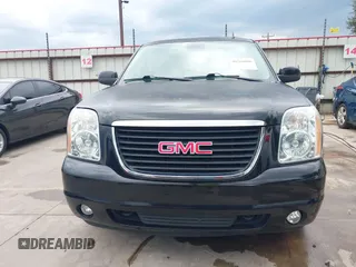 2014 GMC Yukon SLT with VIN 1GKS1CE07ER229525, listed as a IAAI auction lot 40260080 with 180,043 mi miles. Bid and sale history available at carsss.com. Image 12.