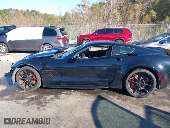 2019 Chevrolet Corvette Grand Sport 1LT z VIN 1G1YV2D70K5105479, wystawiony jako IAAI lot #40877585 z przebiegiem 57 936 mil mil oraz . Historia ofert i sprzedaży dostępna na DreamBid. Obrazek 15.