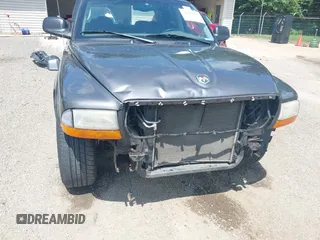 2001 Dodge Dakota with VIN 1B7HL2AX01S338909, listed as a IAAI auction lot 42639655 with 111,858 mi miles and . Bid and sale history available at DreamBid. Image 6.