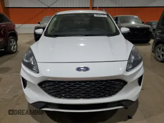 2020 Ford Escape SE z VIN 1FMCU9G61LUB99794, wystawiony jako Copart lot #49996175 z przebiegiem 72 906 mil mil oraz Czysty tytuł • Clean title. Historia ofert i sprzedaży dostępna na DreamBid. Obrazek 5.
