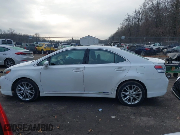 2010 Lexus HS 250h with VIN JTHBB1BA1A2001628, listed as a IAAI auction lot 41093703 with 159,929 mi miles. Bid and sale history available at carsss.com. Image 14.