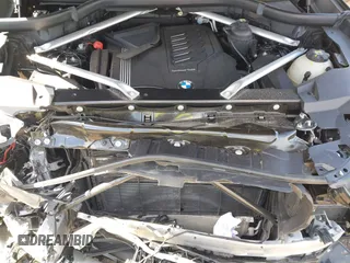2020 BMW X5 xDrive40i with VIN 5UXCR6C03L9B42670, listed as a IAAI auction lot 41977126 with Not provided miles and . Bid and sale history available at DreamBid. Image 10.