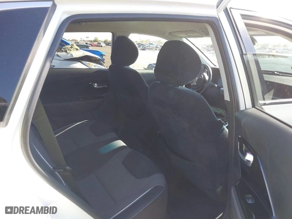 2020 Kia Niro EV EX with VIN KNDCC3LG8L5040753, listed as a IAAI auction lot 41367304 with 63,788 mi miles. Bid and sale history available at carsss.com. Image 8.