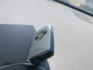 2005 Toyota Avalon XL z VIN 4T1BK36BX5U025674, wystawiony jako IAAI lot #42283773 z przebiegiem 169 604 mil mil oraz . Historia ofert i sprzedaży dostępna na DreamBid. Obrazek 11.