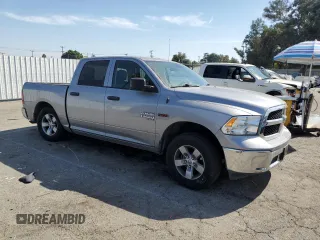 2019 Ram 1500 Tradesman z VIN 1C6RR6KM6KS750632, wystawiony jako Copart lot #74591964 z przebiegiem 62 689 mil mil oraz Szkoda całkowita • Salvage title. Historia ofert i sprzedaży dostępna na DreamBid. Obrazek 4.