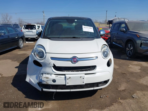 2014 FIAT 500L Lounge z VIN ZFBCFACHXEZ028896, wystawiony jako IAAI lot #41751360 z przebiegiem 157 966 mil mil oraz . Historia ofert i sprzedaży dostępna na DreamBid. Obrazek 12.