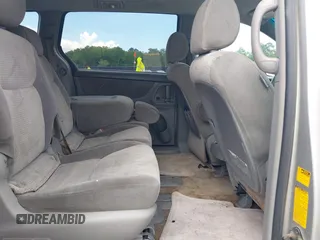 2007 Toyota Sienna CE with VIN 5TDZK23C57S022229, listed as a IAAI auction lot 42114684 with 252,985 mi miles. Bid and sale history available at carsss.com. Image 8.