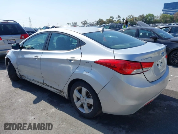 2012 Hyundai Elantra Limited with VIN KMHDH4AE0CU285772, listed as a IAAI auction lot 42303878 with Not provided miles and . Bid and sale history available at DreamBid. Image 3.