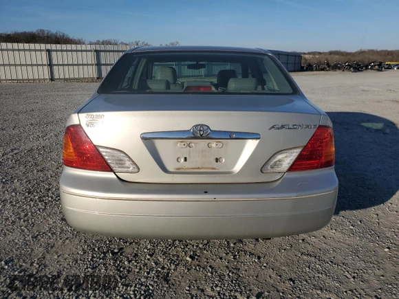 2001 Toyota Avalon XL w/Bucket Seats with VIN 4T1BF28B21U148374, listed as a Copart auction lot 44053655 with 193,490 mi miles and Salvage Title. Bid and sale history available at carsss.com. Image 6.